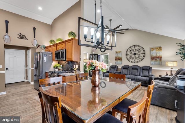 496 LIGHTHOUSE DRIVE, Manahawkin, NJ 08050