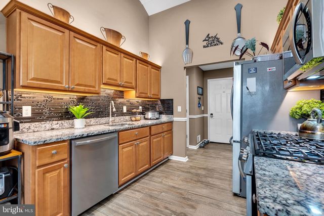 496 LIGHTHOUSE DRIVE, Manahawkin, NJ 08050