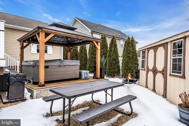 496 LIGHTHOUSE DRIVE, Manahawkin, NJ 08050