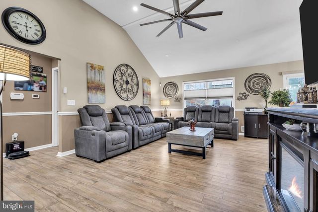 496 LIGHTHOUSE DRIVE, Manahawkin, NJ 08050