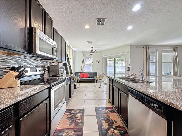 1346 YORKSHIRE COURT, Davenport, FL 33896