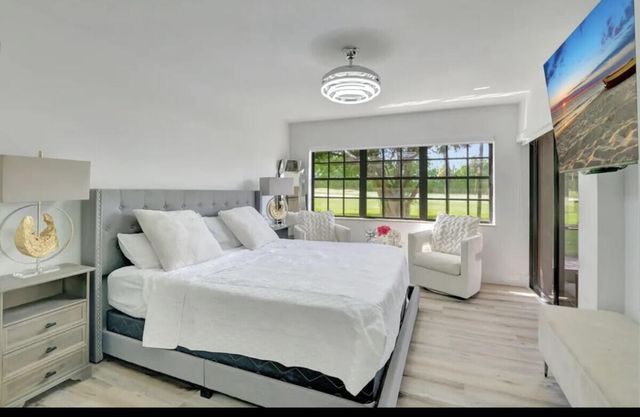 17372 Boca Club Boulevard 408, Boca Raton, FL 33487