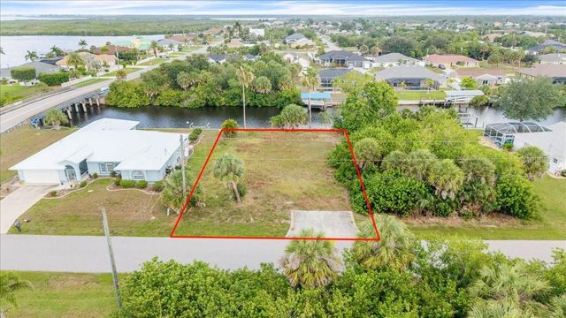 4515 LARKSPUR COURT, Port Charlotte, FL 33948