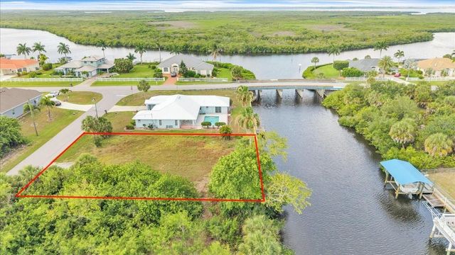 4515 LARKSPUR COURT, Port Charlotte, FL 33948