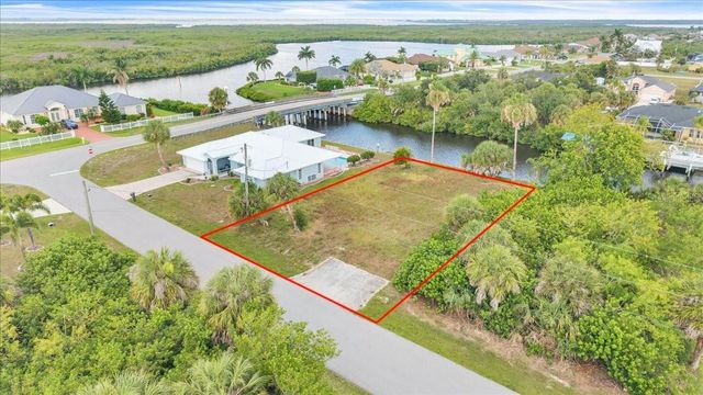 4515 LARKSPUR COURT, Port Charlotte, FL 33948