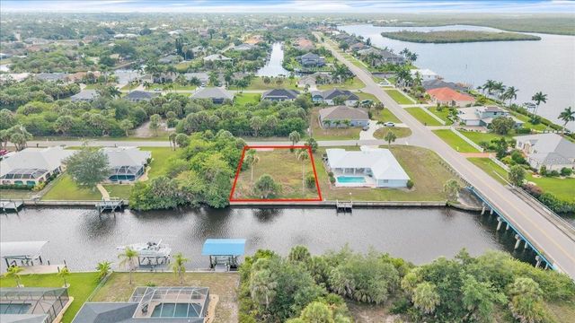 4515 LARKSPUR COURT, Port Charlotte, FL 33948