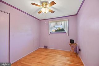7923 OAKWOOD RD, Glen Burnie, MD 21061