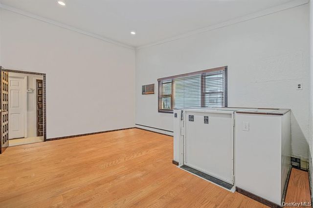 2864 Eastern Boulevard, Baldwin, NY 11510