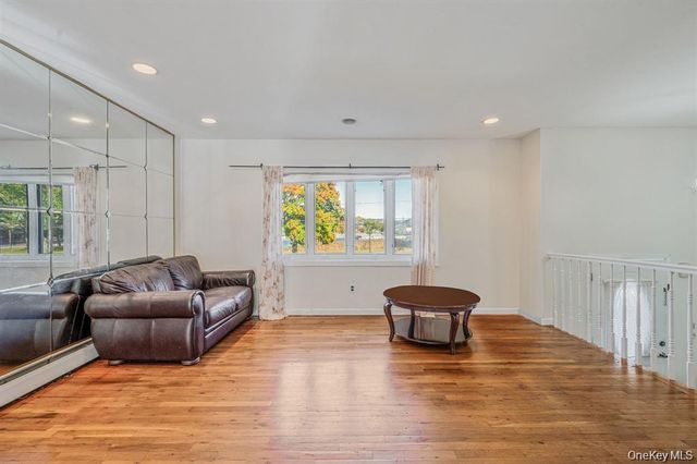 2864 Eastern Boulevard, Baldwin, NY 11510