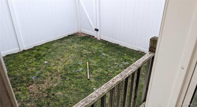 16 Nelson Avenue, Hicksville, NY 11801