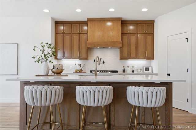 13657 S 20th Place E, Bixby, OK 74008