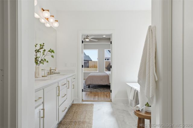 13657 S 20th Place E, Bixby, OK 74008