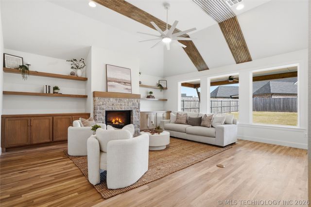 13657 S 20th Place E, Bixby, OK 74008