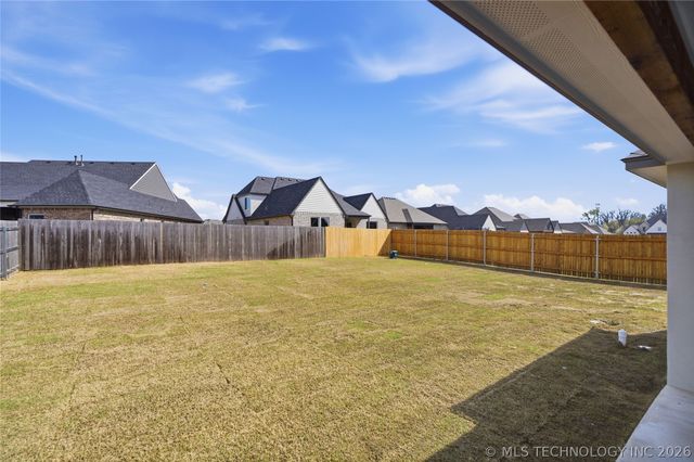 13657 S 20th Place E, Bixby, OK 74008