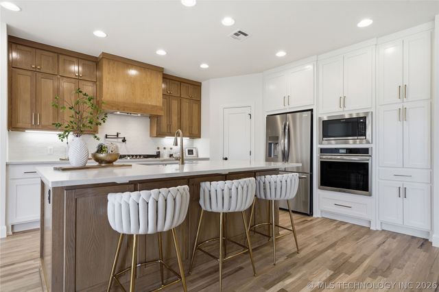 13657 S 20th Place E, Bixby, OK 74008