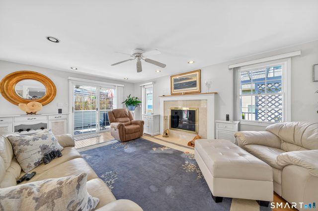 338 Shore Drive, Branford, CT 06405