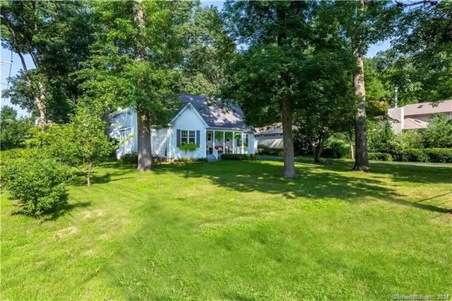 9 Beech Street, Farmington, CT 06032