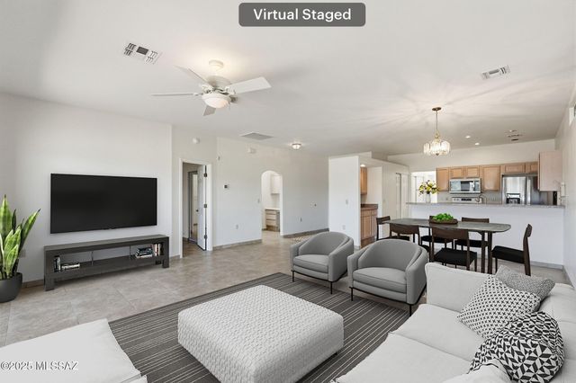 3801 S Camino Del Golfista, Green Valley, AZ 85614