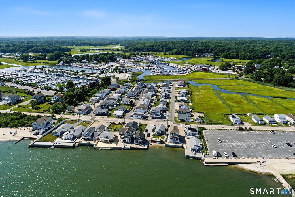 449 Seaside Avenue, Westbrook, CT 06498