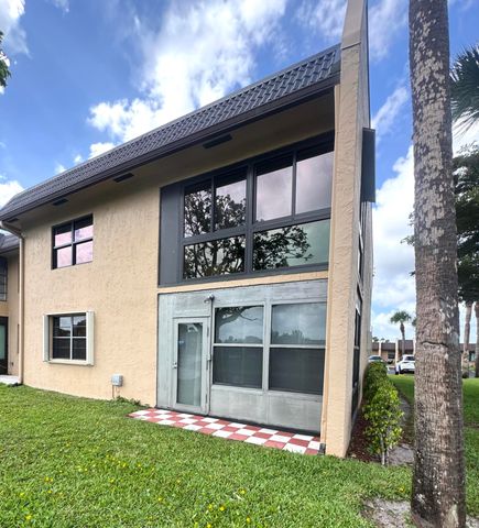 130 Lake Nancy Drive 101, West Palm Beach, FL 33411