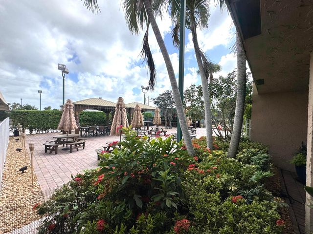 130 Lake Nancy Drive 101, West Palm Beach, FL 33411