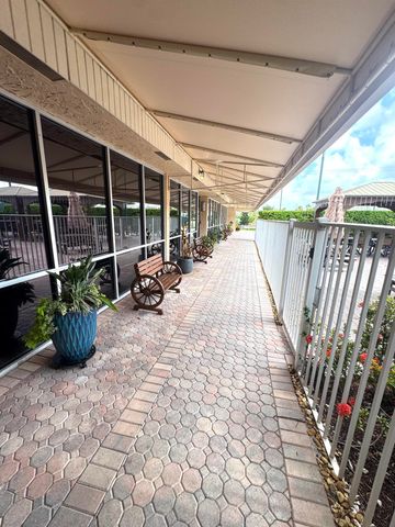 130 Lake Nancy Drive 101, West Palm Beach, FL 33411