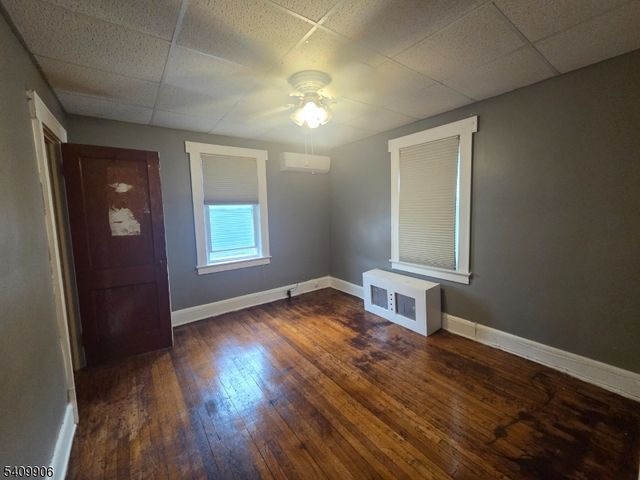 1038 Fairview Pl, Hillside Twp., NJ 07205