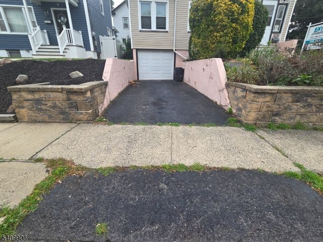 1038 Fairview Pl, Hillside Twp., NJ 07205