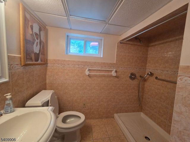 1038 Fairview Pl, Hillside Twp., NJ 07205