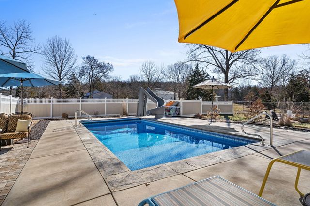 435 Schodack Road, Lampe, MO 65681