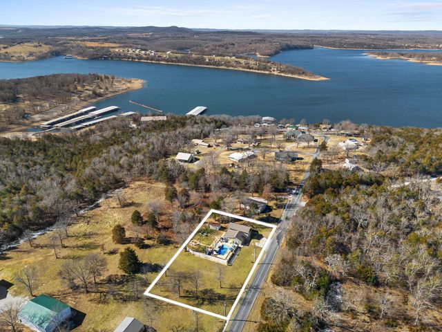 435 Schodack Road, Lampe, MO 65681