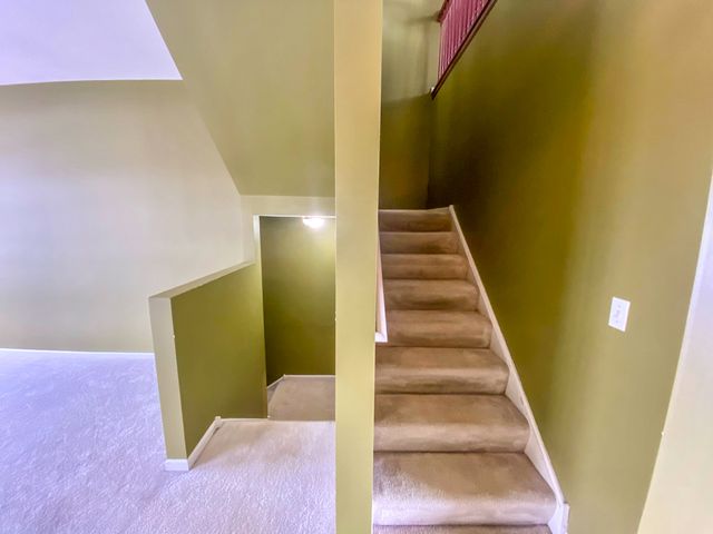 2249 Hudson Circle, Aurora, IL 60502