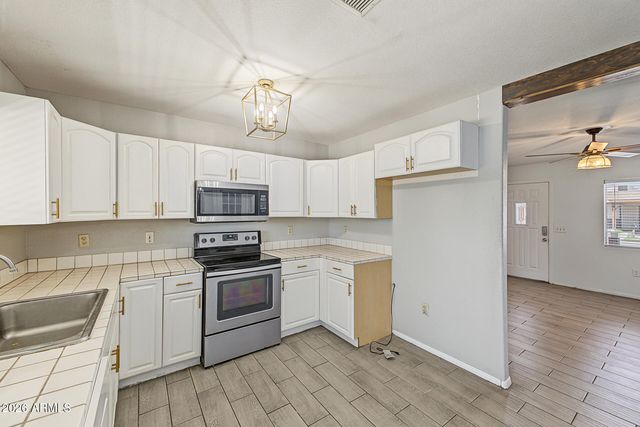568 N 111TH Street, Mesa, AZ 85207