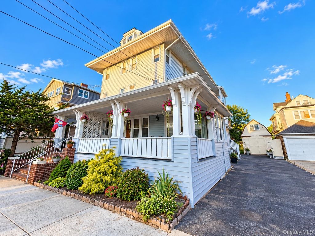 164 Beach 122nd Street 2B, Rockaway Park, NY 11694 — photo 2