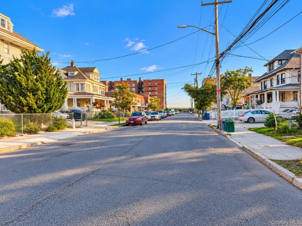 164 Beach 122nd Street 2B, Rockaway Park, NY 11694 — photo 5