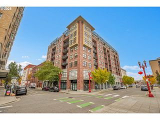 411 Nw FLANDERS St 312, Portland, OR 97209