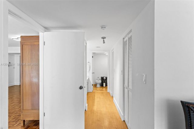 101 Ocean Lane Dr 209, Key Biscayne, FL 33149