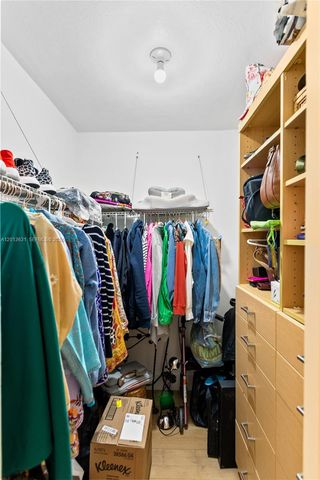 101 Ocean Lane Dr 209, Key Biscayne, FL 33149