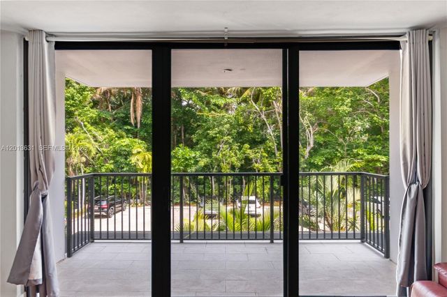 101 Ocean Lane Dr 209, Key Biscayne, FL 33149