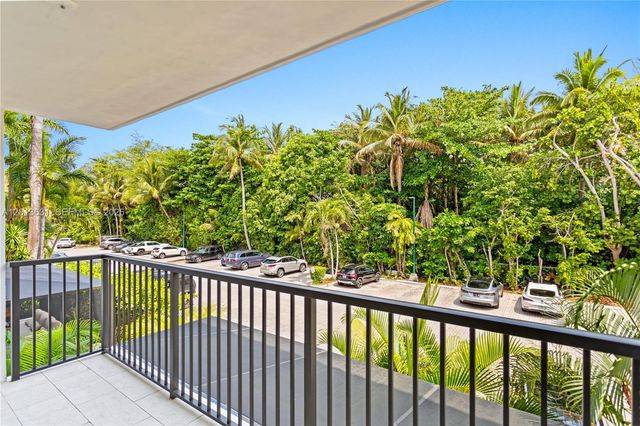 101 Ocean Lane Dr 209, Key Biscayne, FL 33149