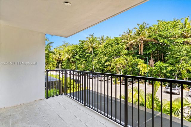 101 Ocean Lane Dr 209, Key Biscayne, FL 33149
