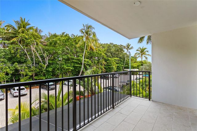 101 Ocean Lane Dr 209, Key Biscayne, FL 33149