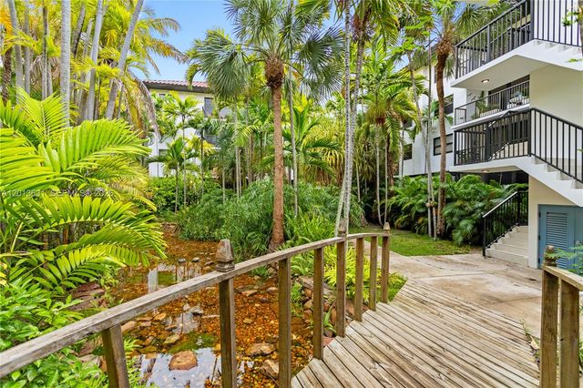 101 Ocean Lane Dr 209, Key Biscayne, FL 33149