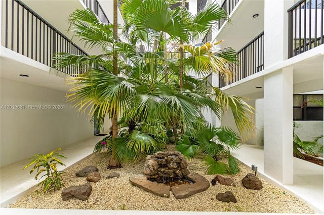 101 Ocean Lane Dr 209, Key Biscayne, FL 33149