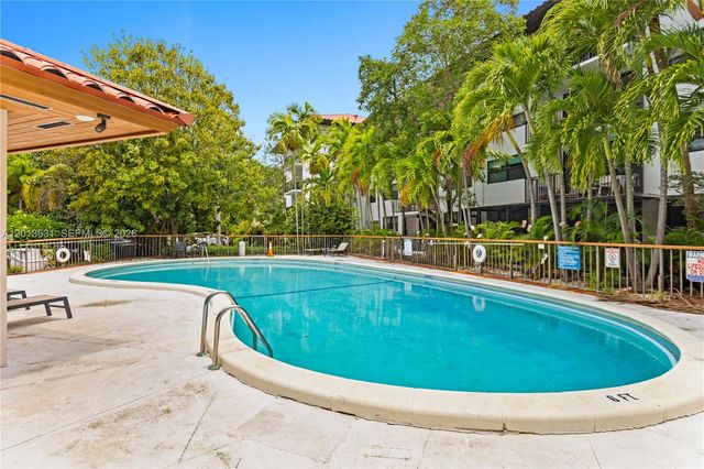 101 Ocean Lane Dr 209, Key Biscayne, FL 33149