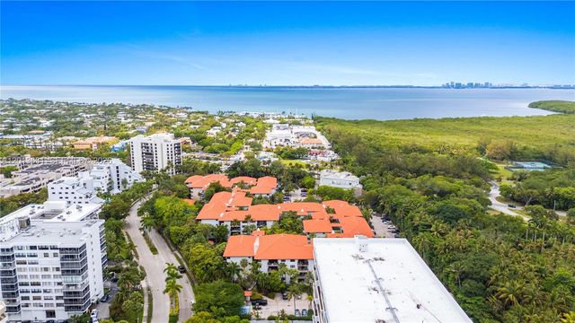 101 Ocean Lane Dr 209, Key Biscayne, FL 33149