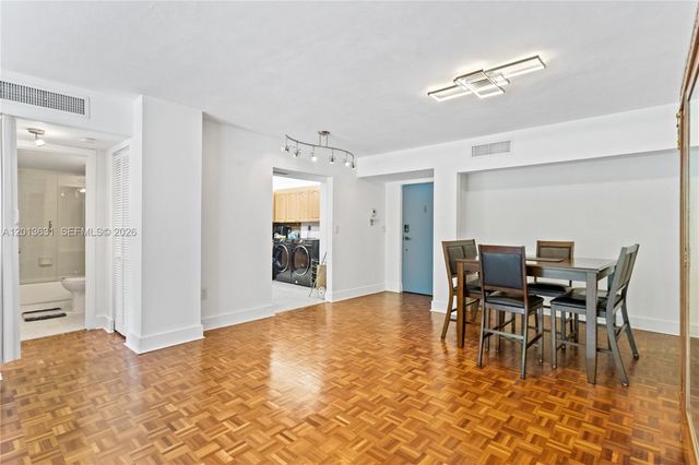 101 Ocean Lane Dr 209, Key Biscayne, FL 33149
