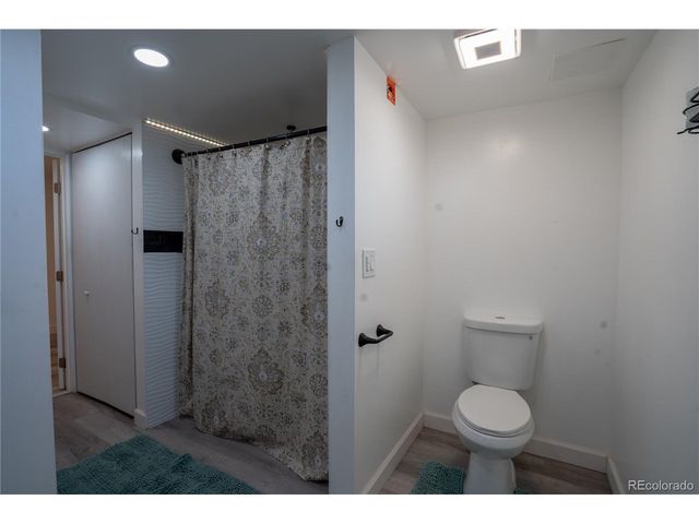 92 Zenobia St, Denver, CO 80219