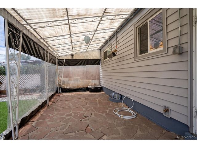 92 Zenobia St, Denver, CO 80219