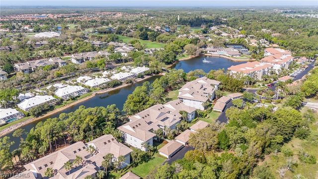 760 Waterford DR 203, Naples, FL 34113